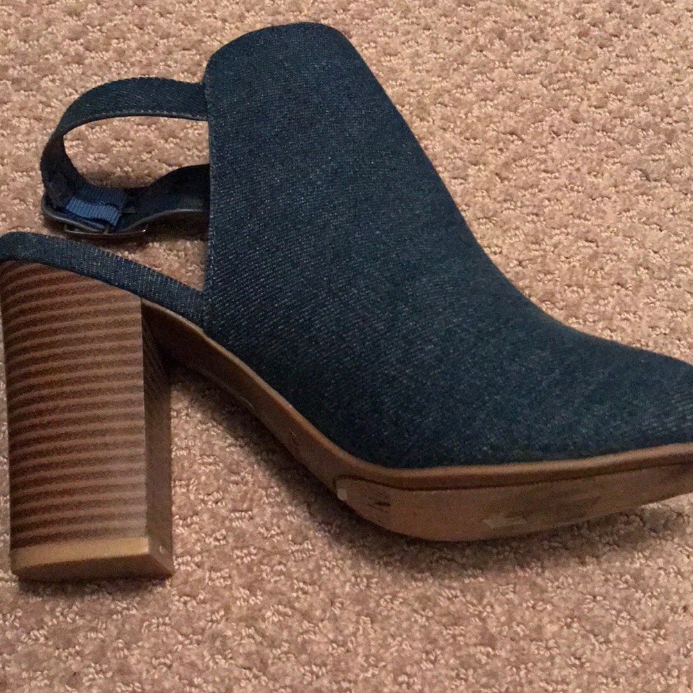 Denim blue booties